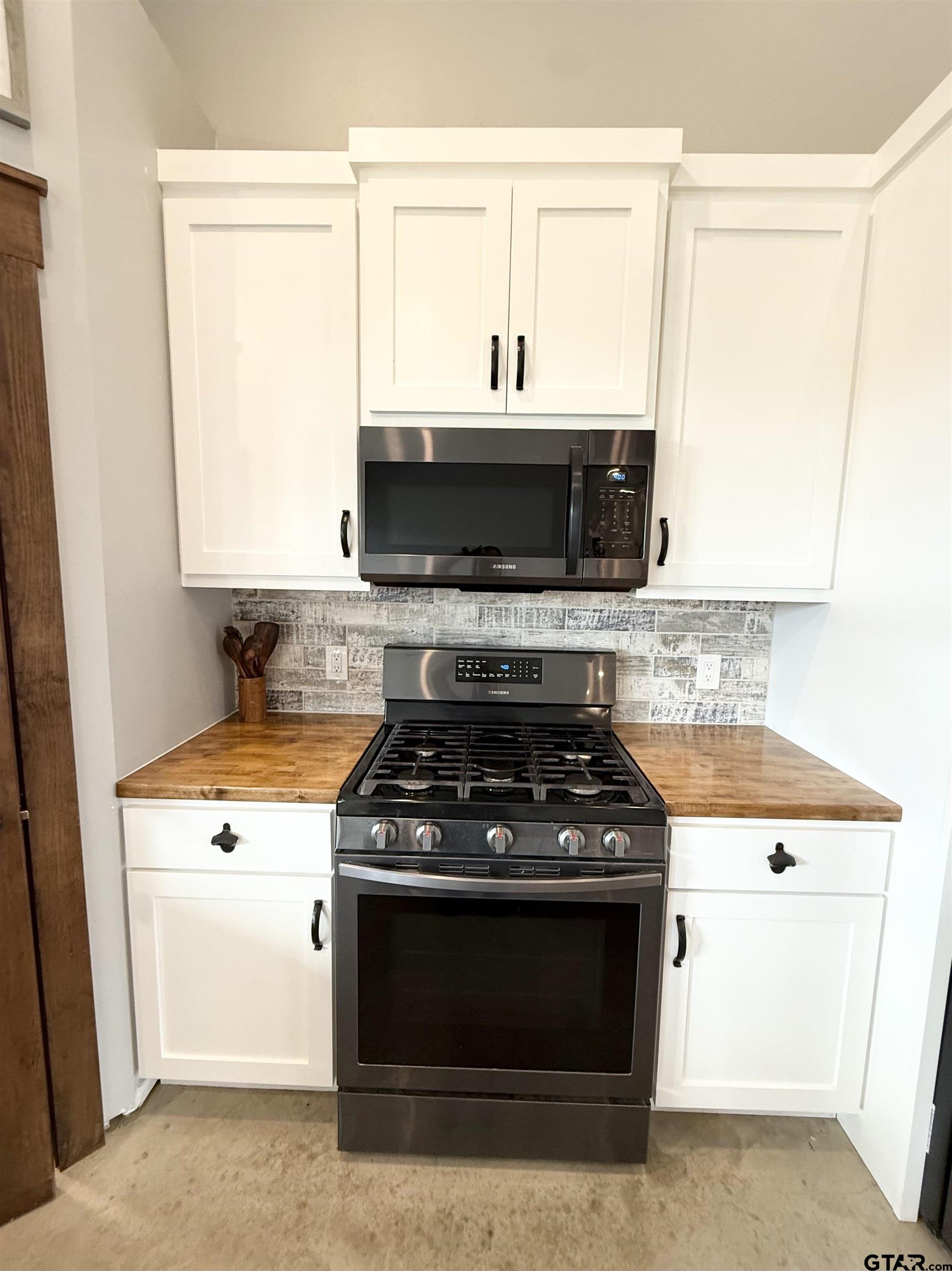 10451 Fm 773 Property Photo 5