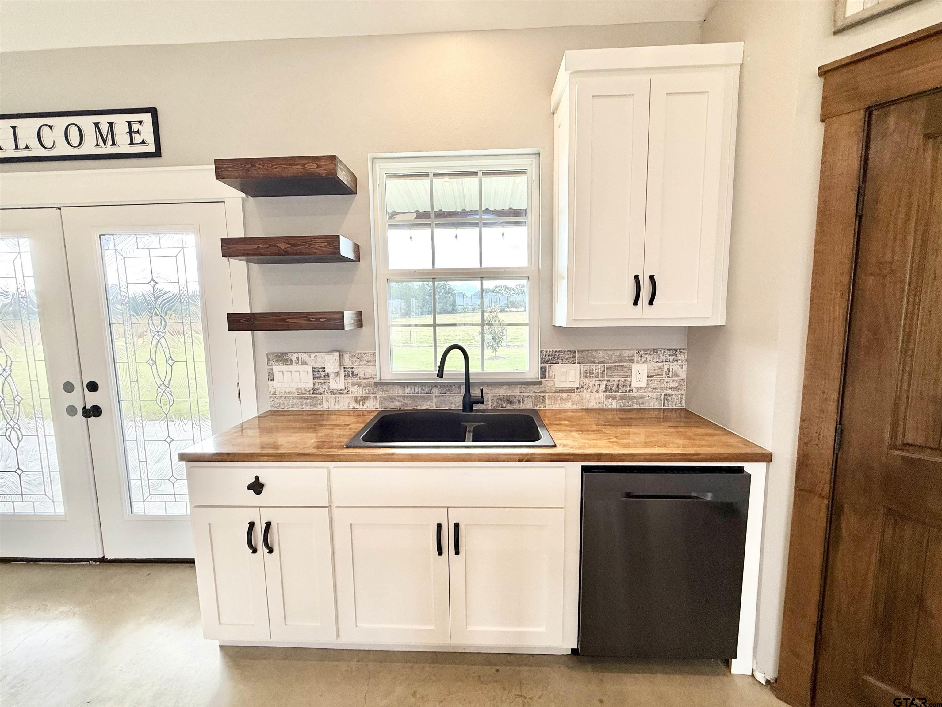 10451 Fm 773 Property Photo 8