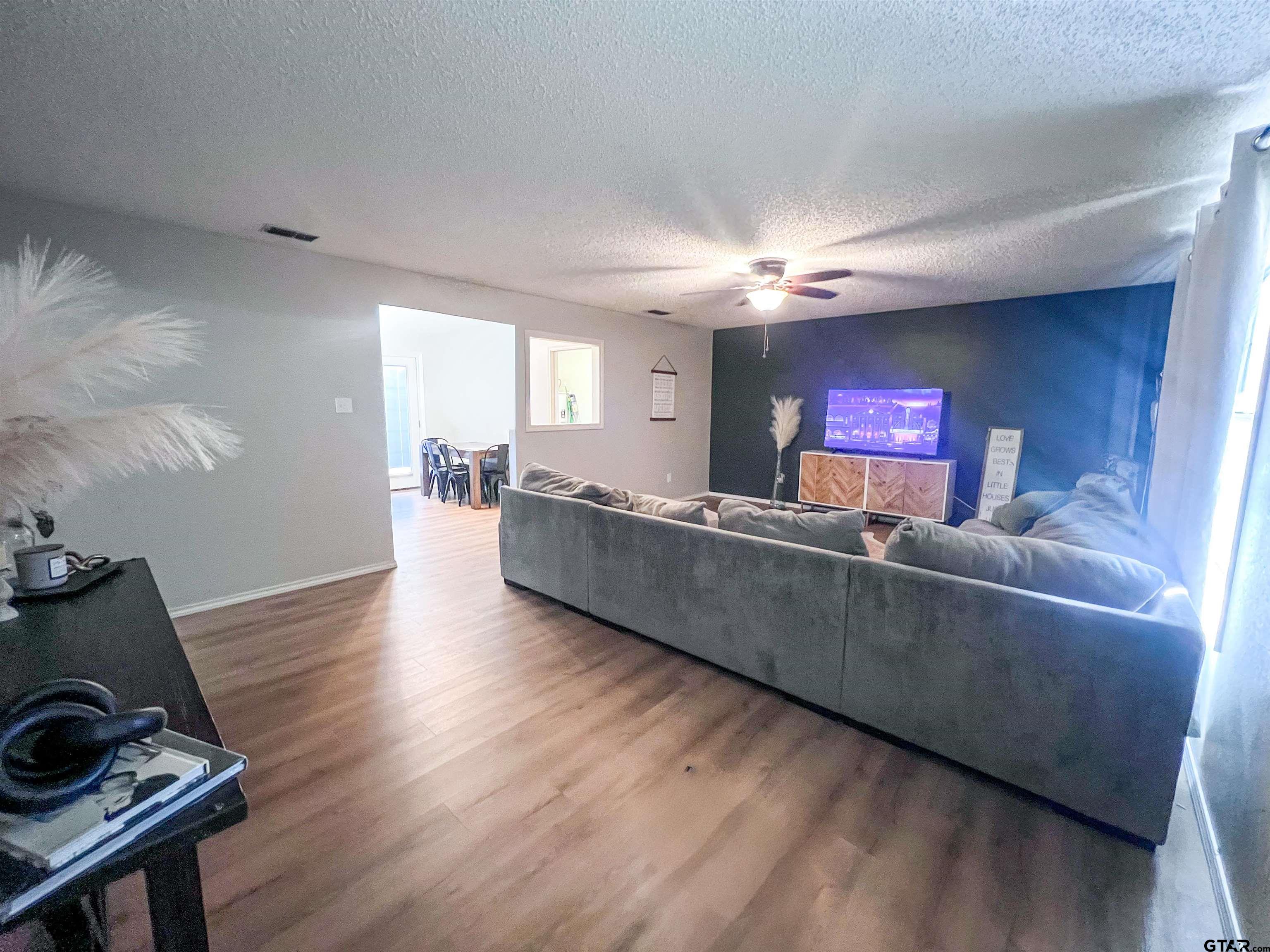 1399 Cr 2400 Property Photo 6