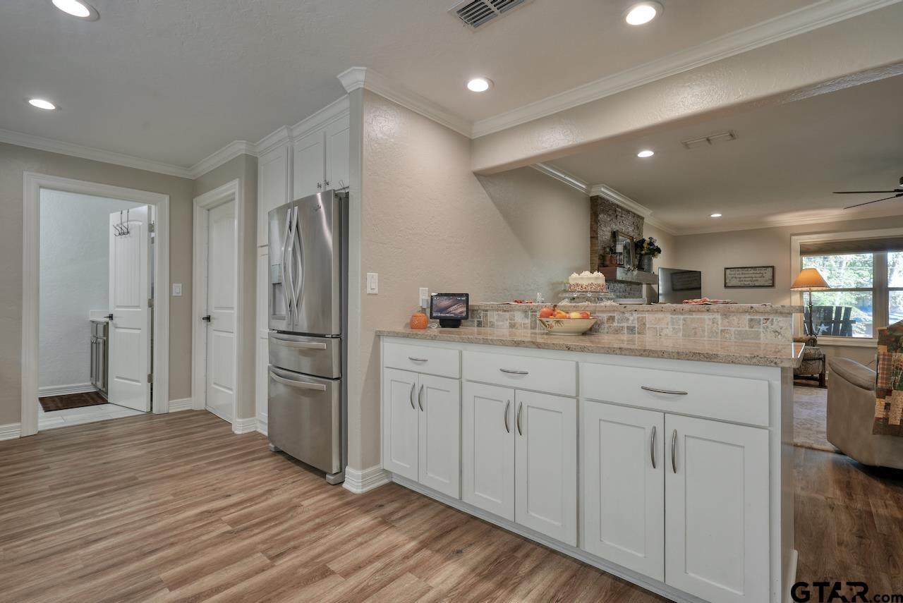 1214 Hilltop Run Property Photo 13