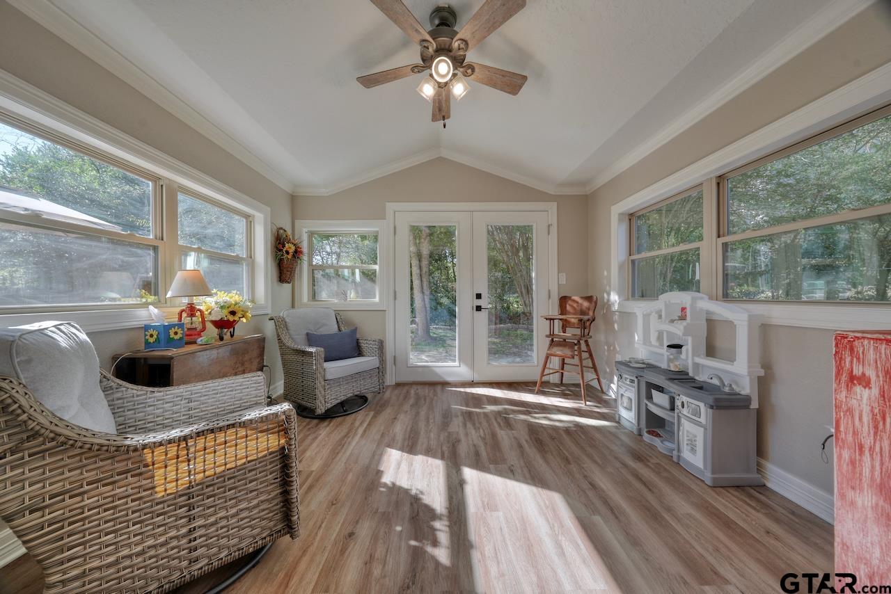 1214 Hilltop Run Property Photo 20