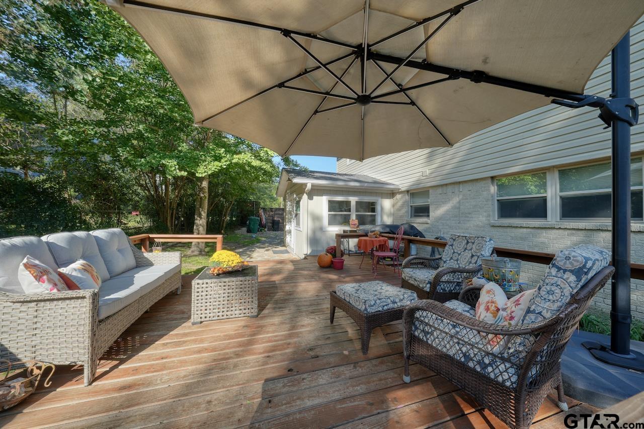 1214 Hilltop Run Property Photo 40