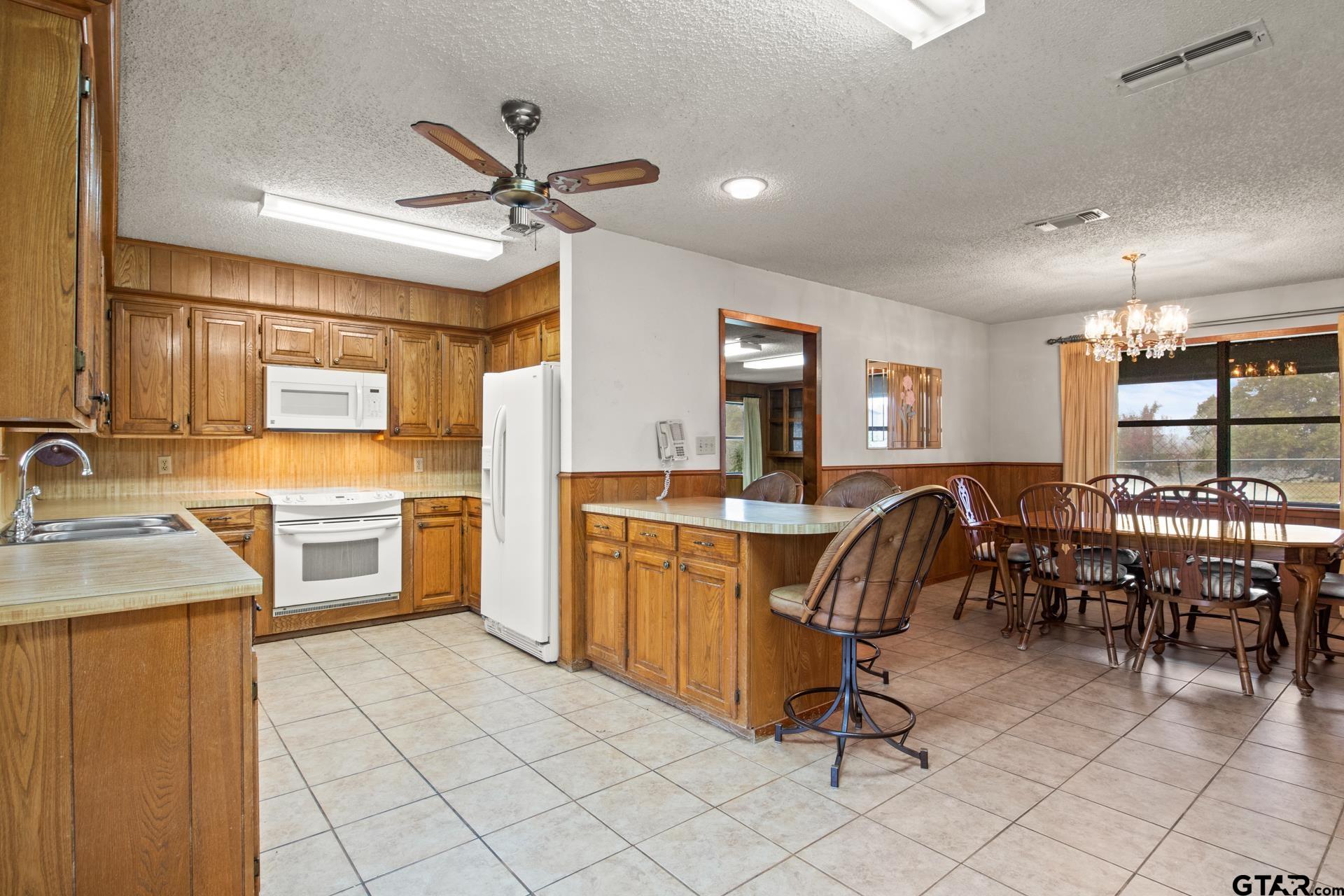 7777 Fm 1001 Property Photo 11