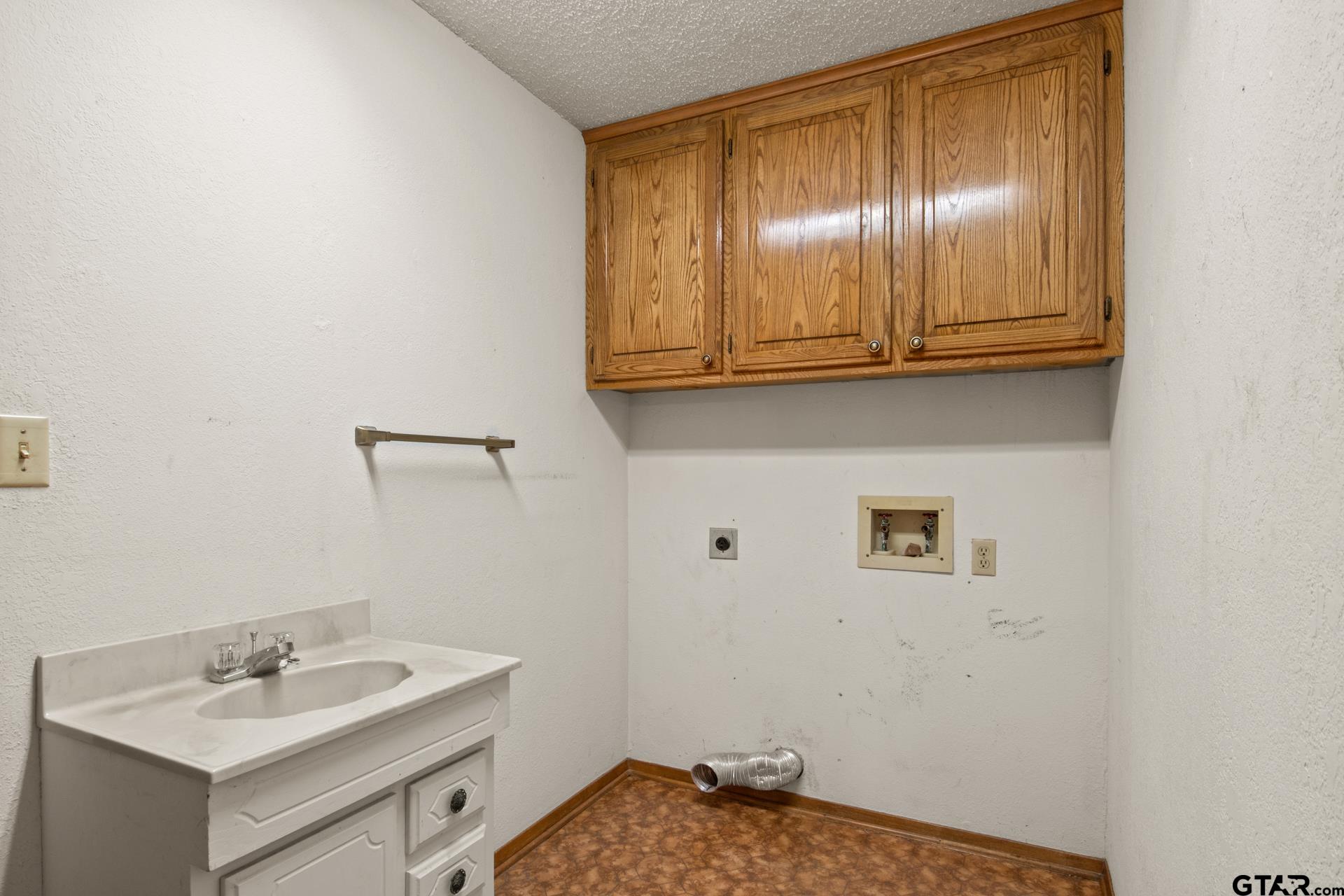 7777 Fm 1001 Property Photo 21