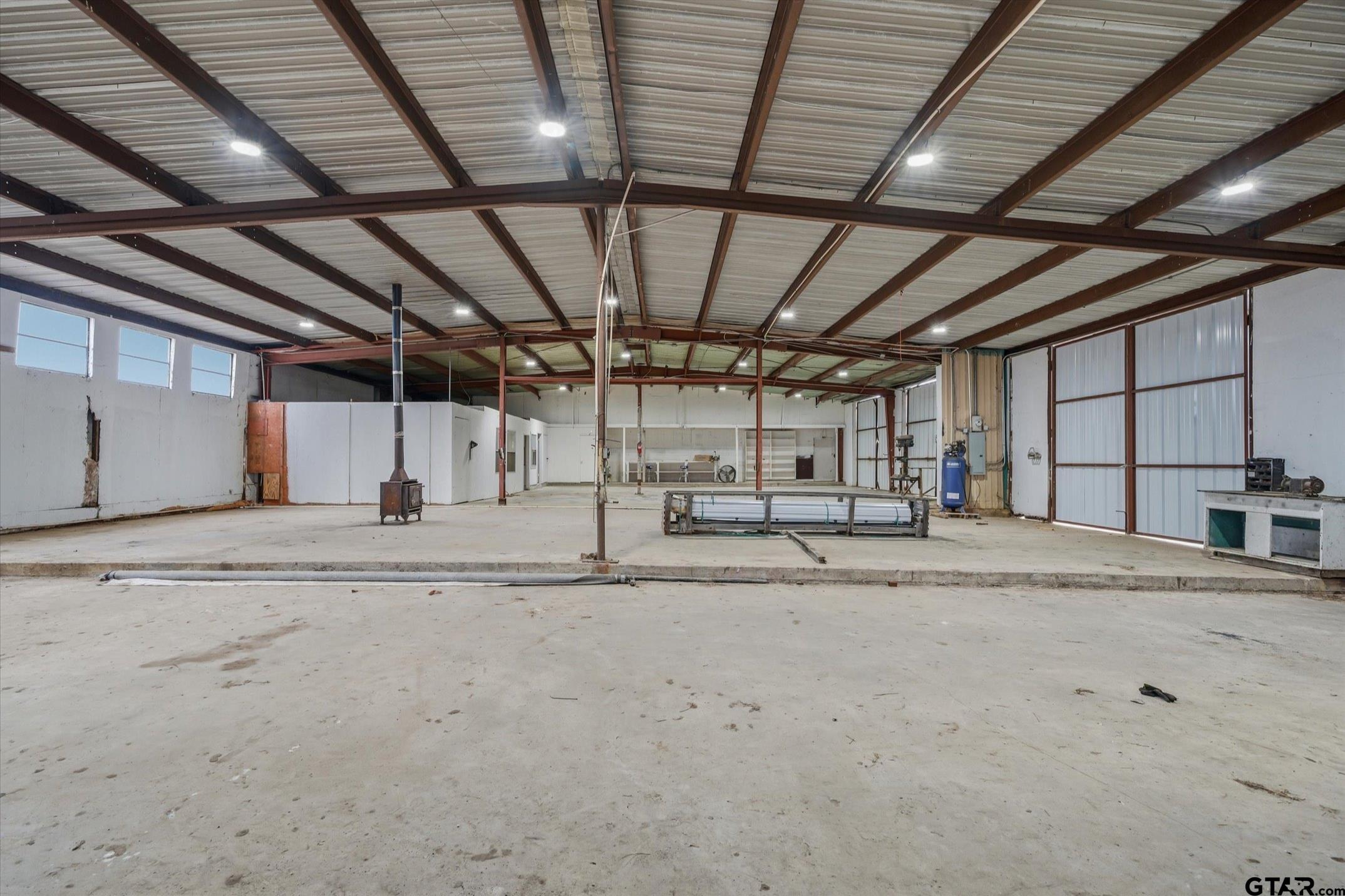9474 Us-175 Property Photo 29