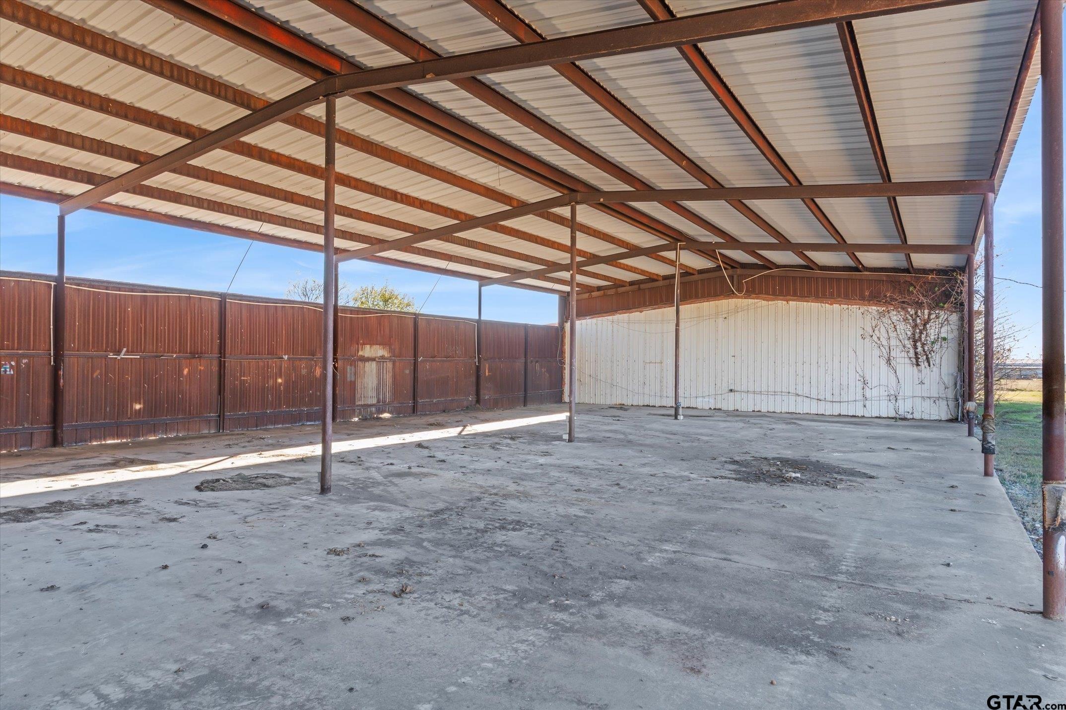 9474 Us-175 Property Photo 33