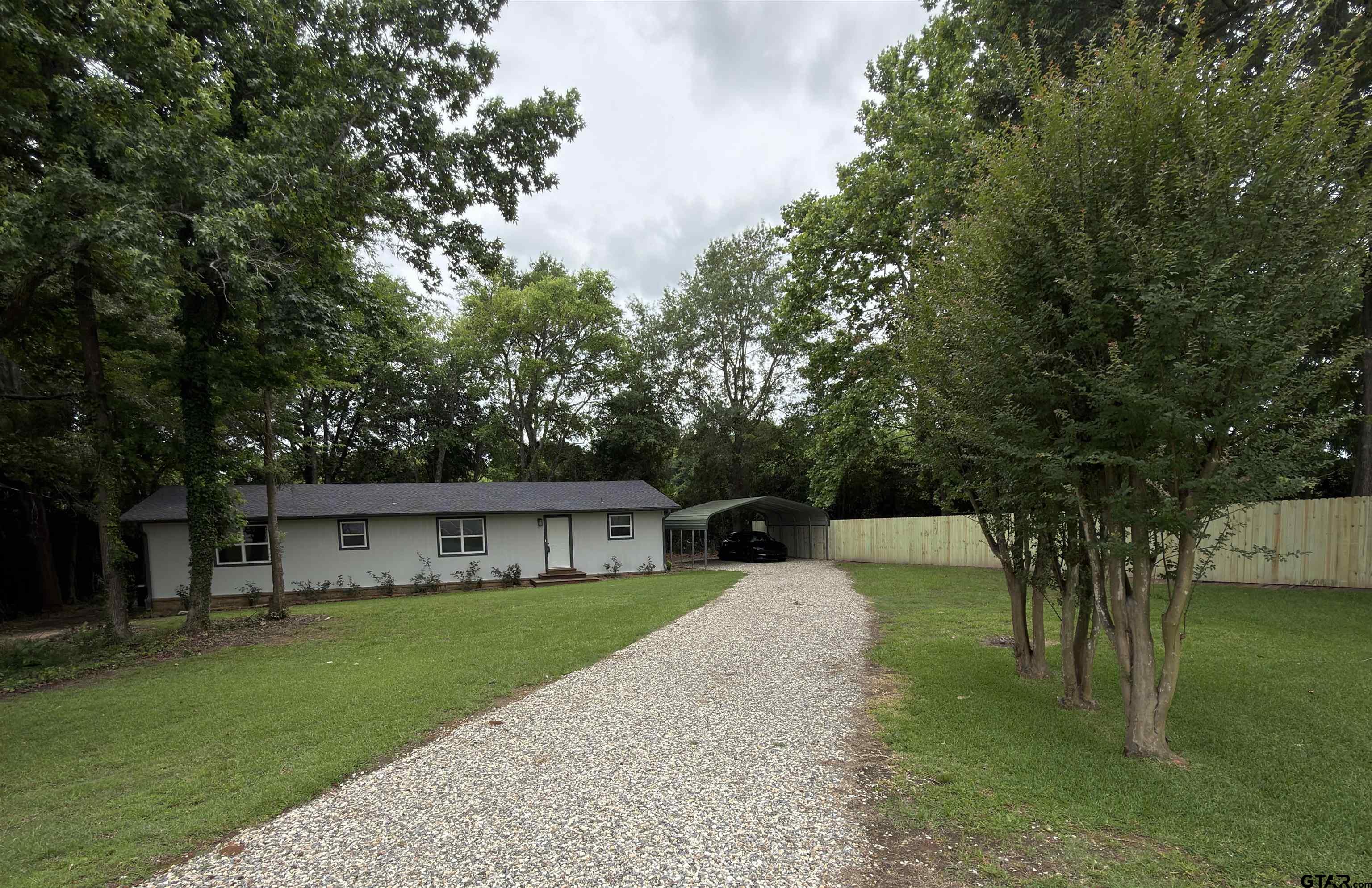 585 Sh 149 Property Photo 1