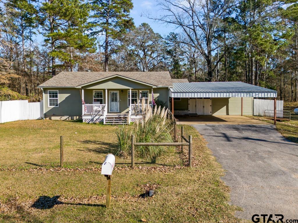 661 Crestwood Drive Property Photo 1