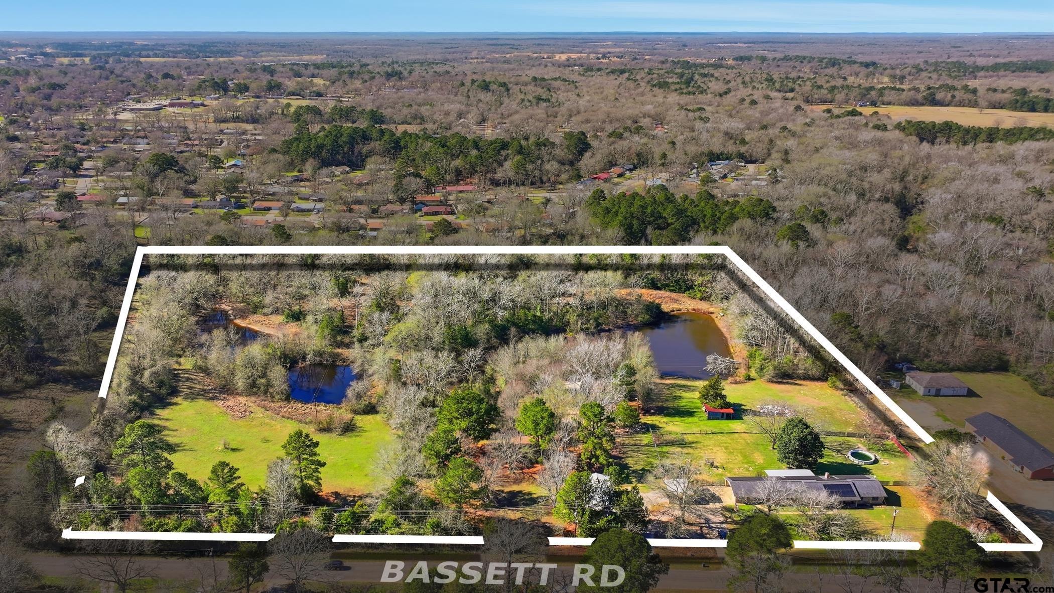 1409 Bassett Rd Property Photo 1