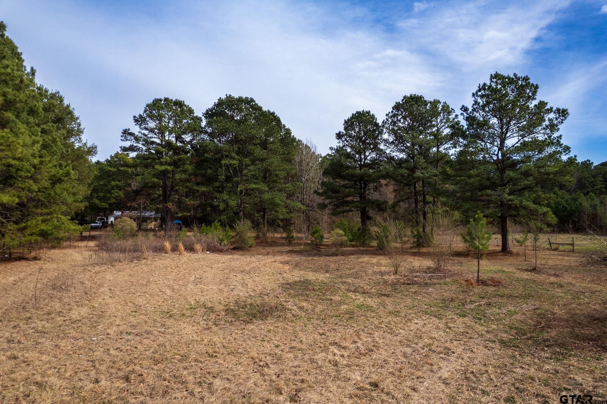 S Live Oak Rd Property Photo 1