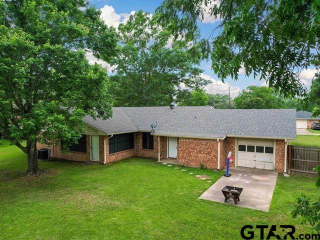 300 Joyner St