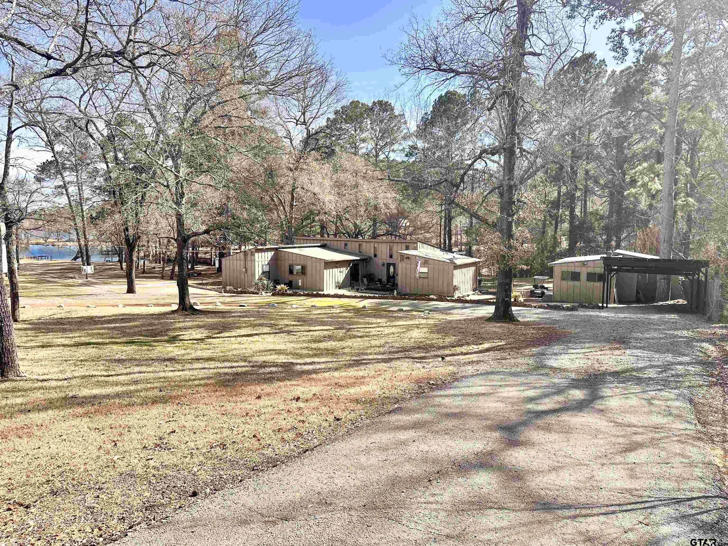 6791 Valley View Dr. Property Photo 5