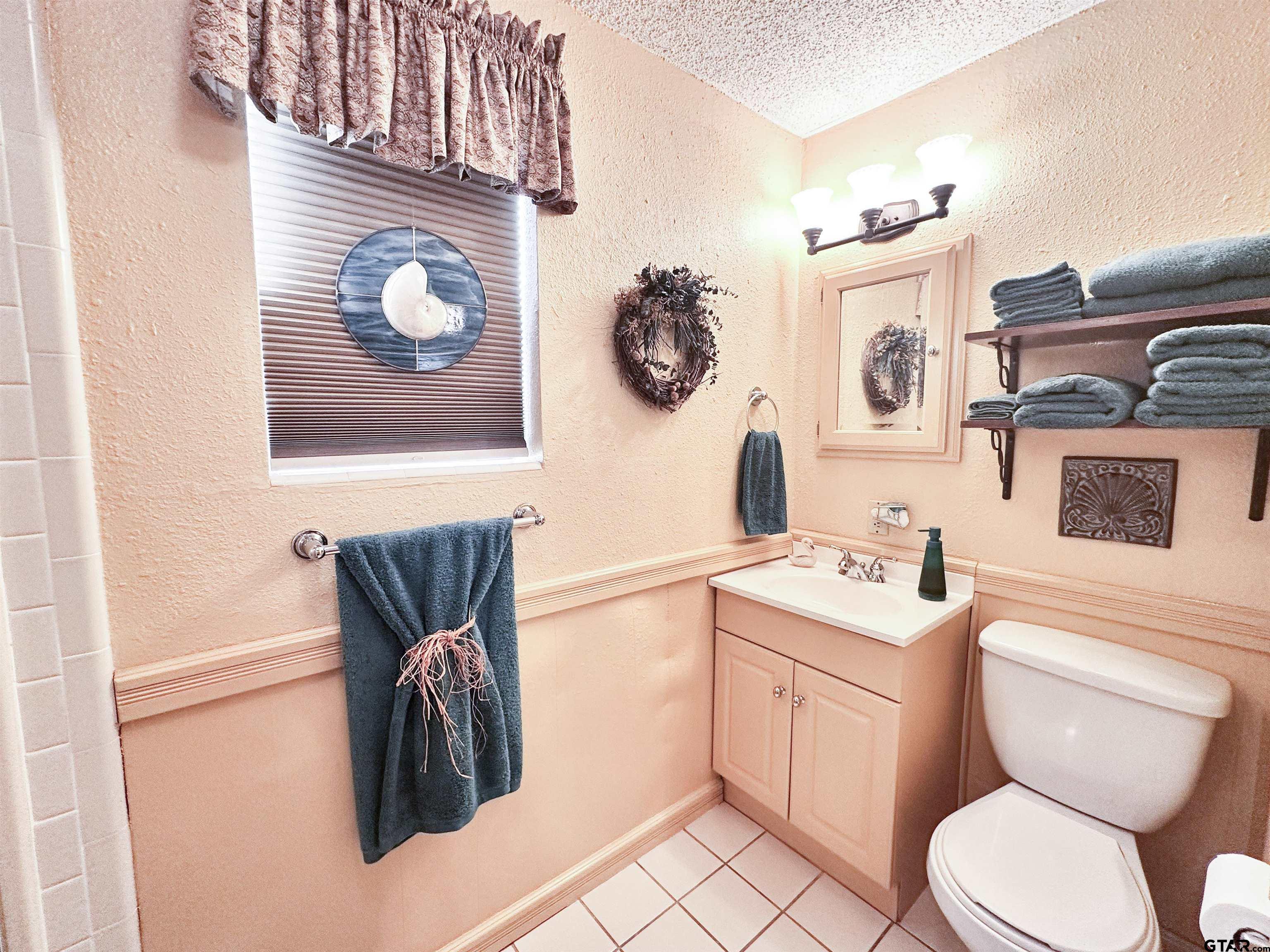 6791 Valley View Dr. Property Photo 28