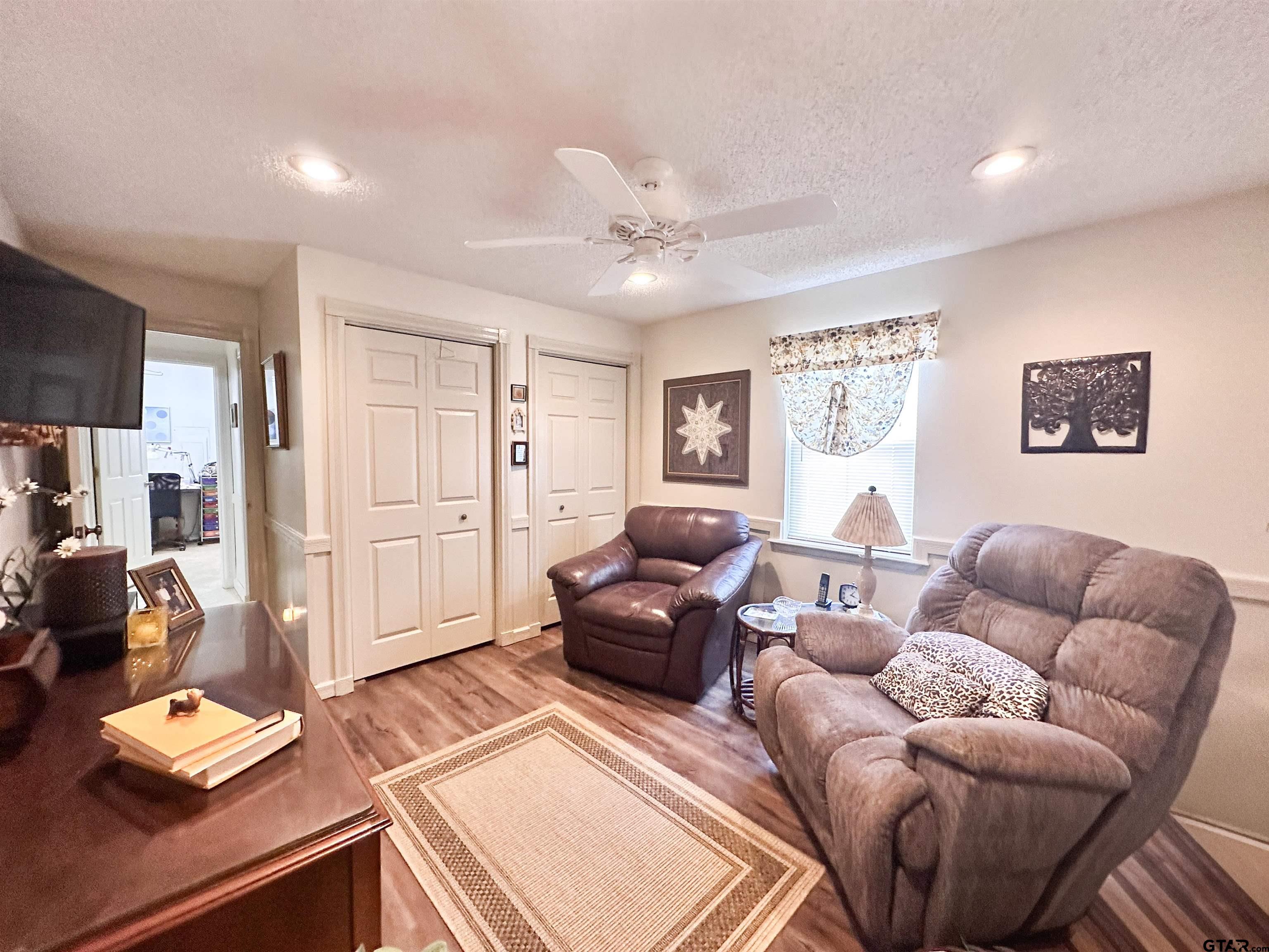 6791 Valley View Dr. Property Photo 31
