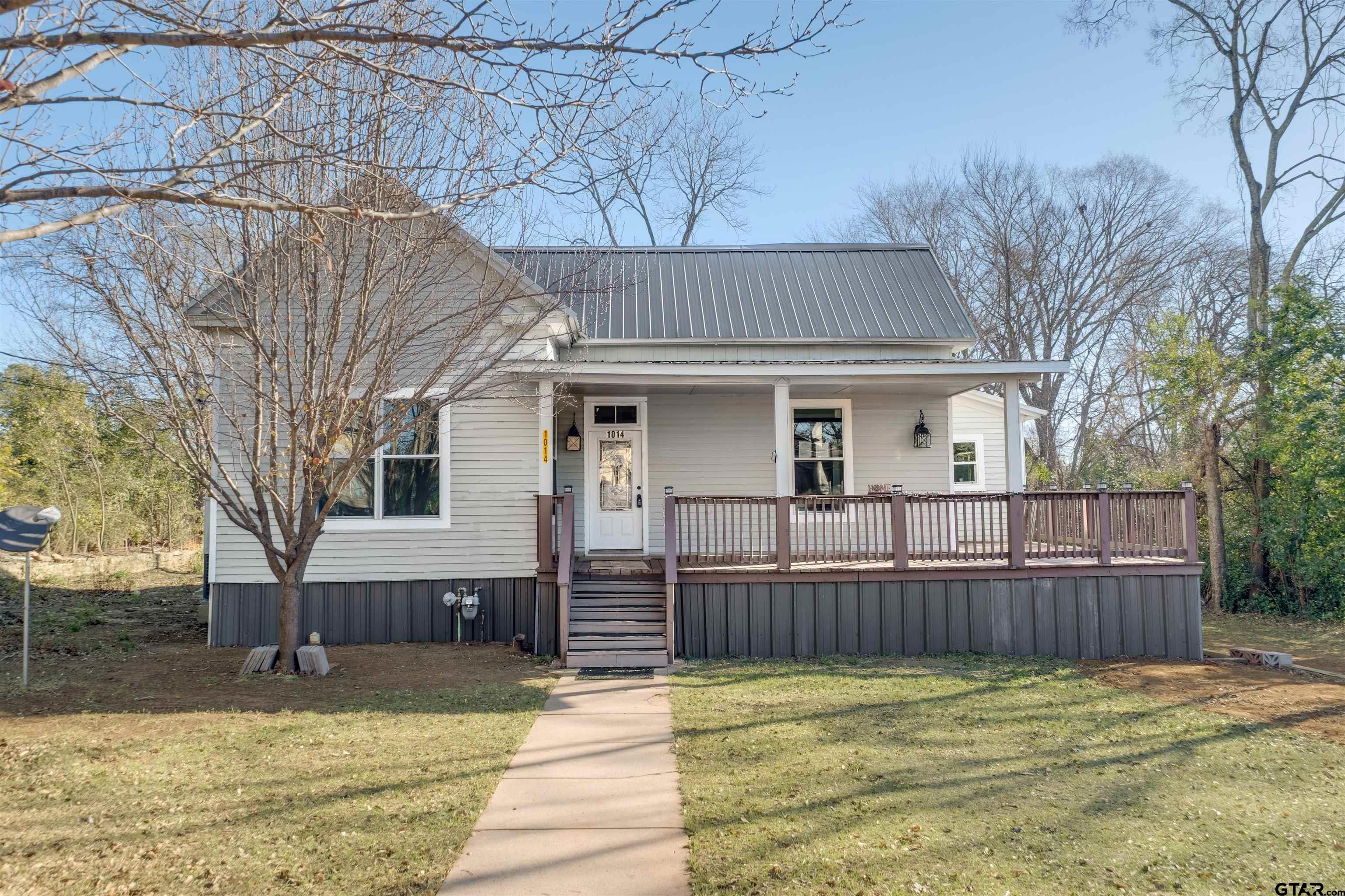 1014 S Sycamore