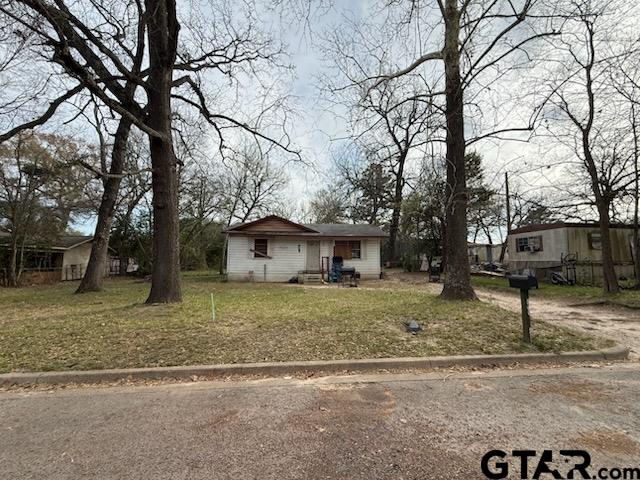 1108 W Noble Street Property Photo 1