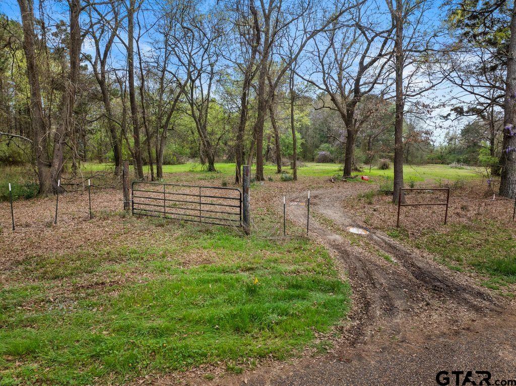 Cr 1124 W Old Hwy 11 Property Photo 1