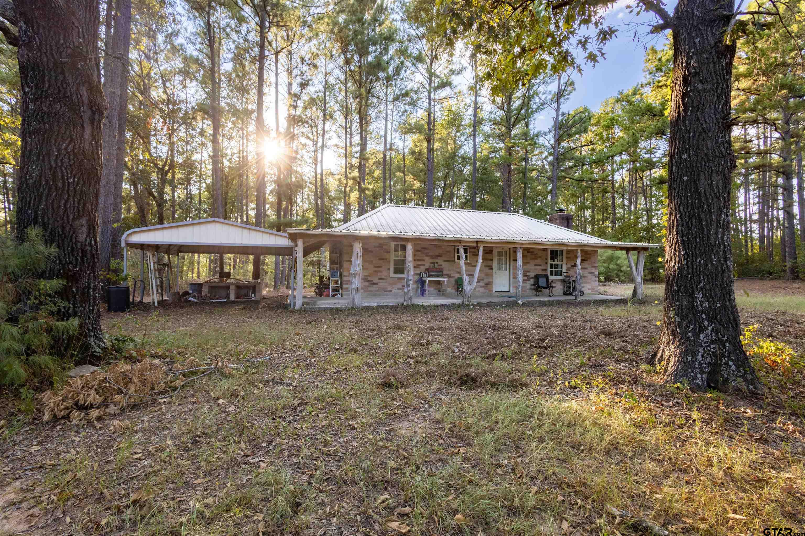 205 County Road 2880 Property Photo 1