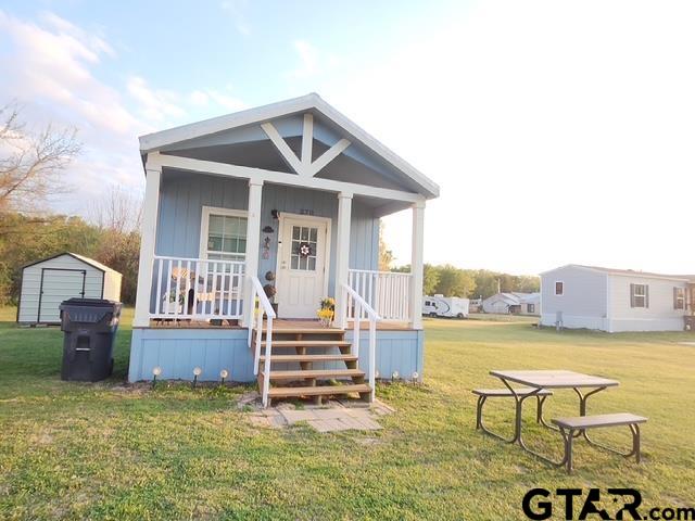 370 Sioux Property Photo 1