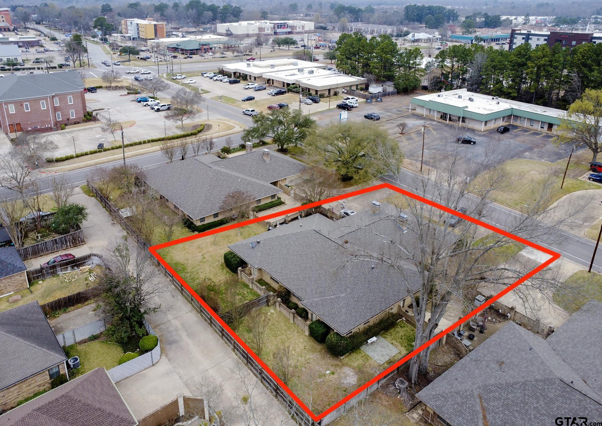 113 & 115 E Heritage Drive Property Photo 4