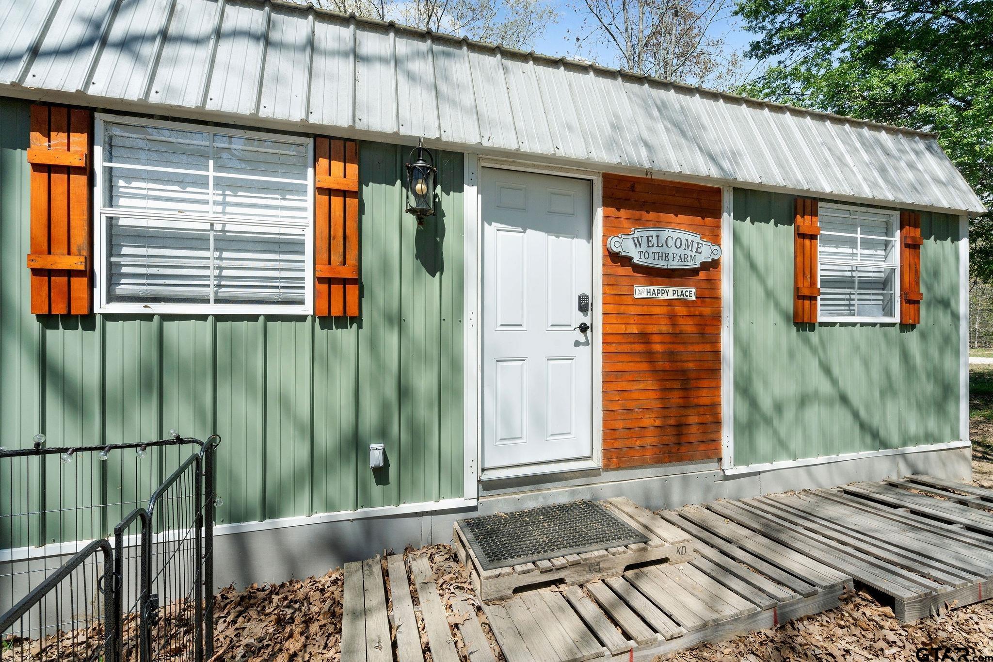 6256 County Road 1915