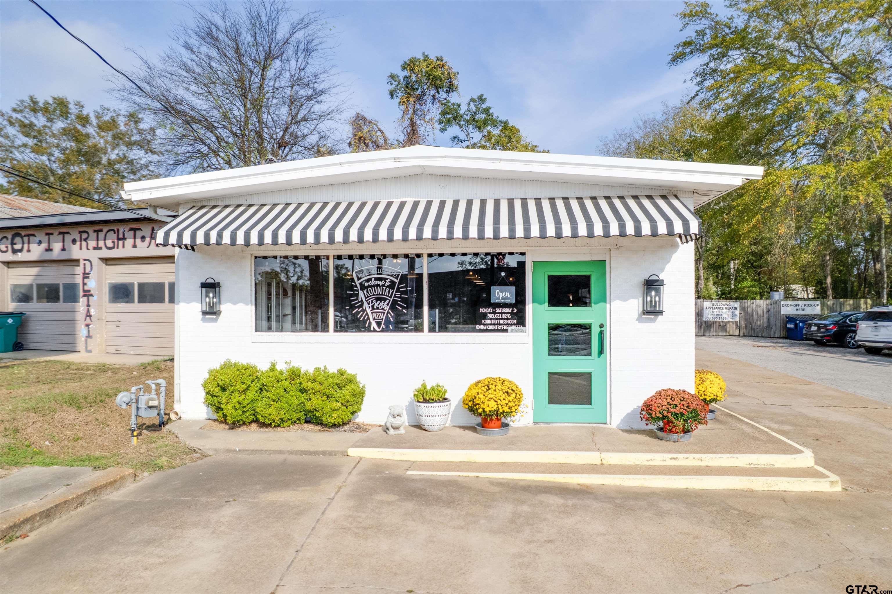 636 W Panola Property Photo 1