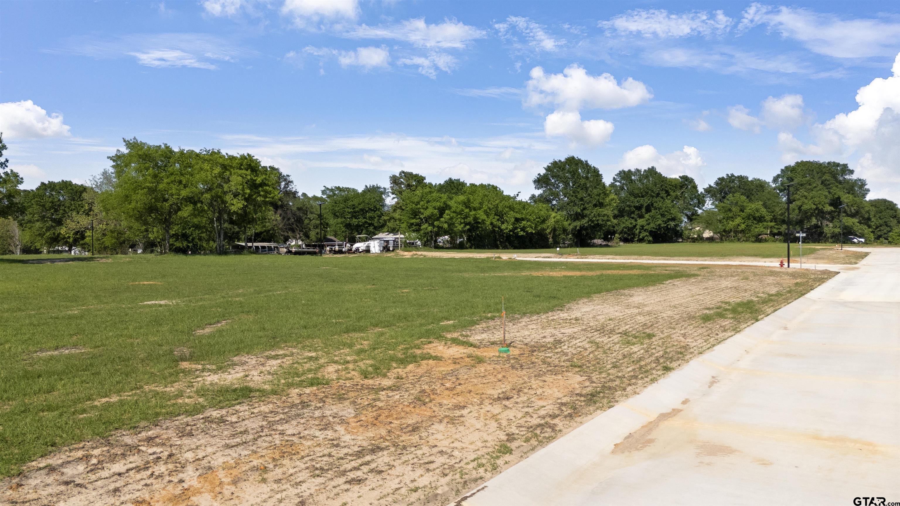 100 W Teal Drive Property Photo 1