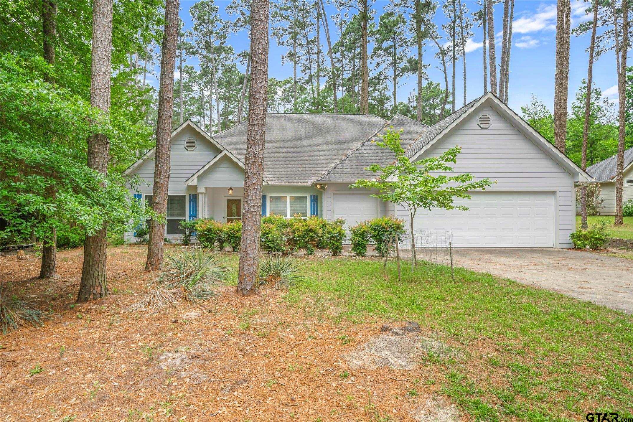 145 Pine Bark Glen Property Photo 1