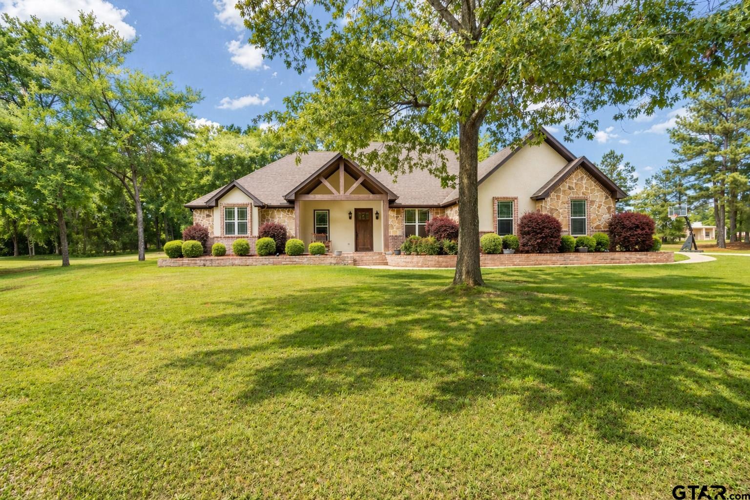 14080 Pine Overlook Dr. Property Photo 1