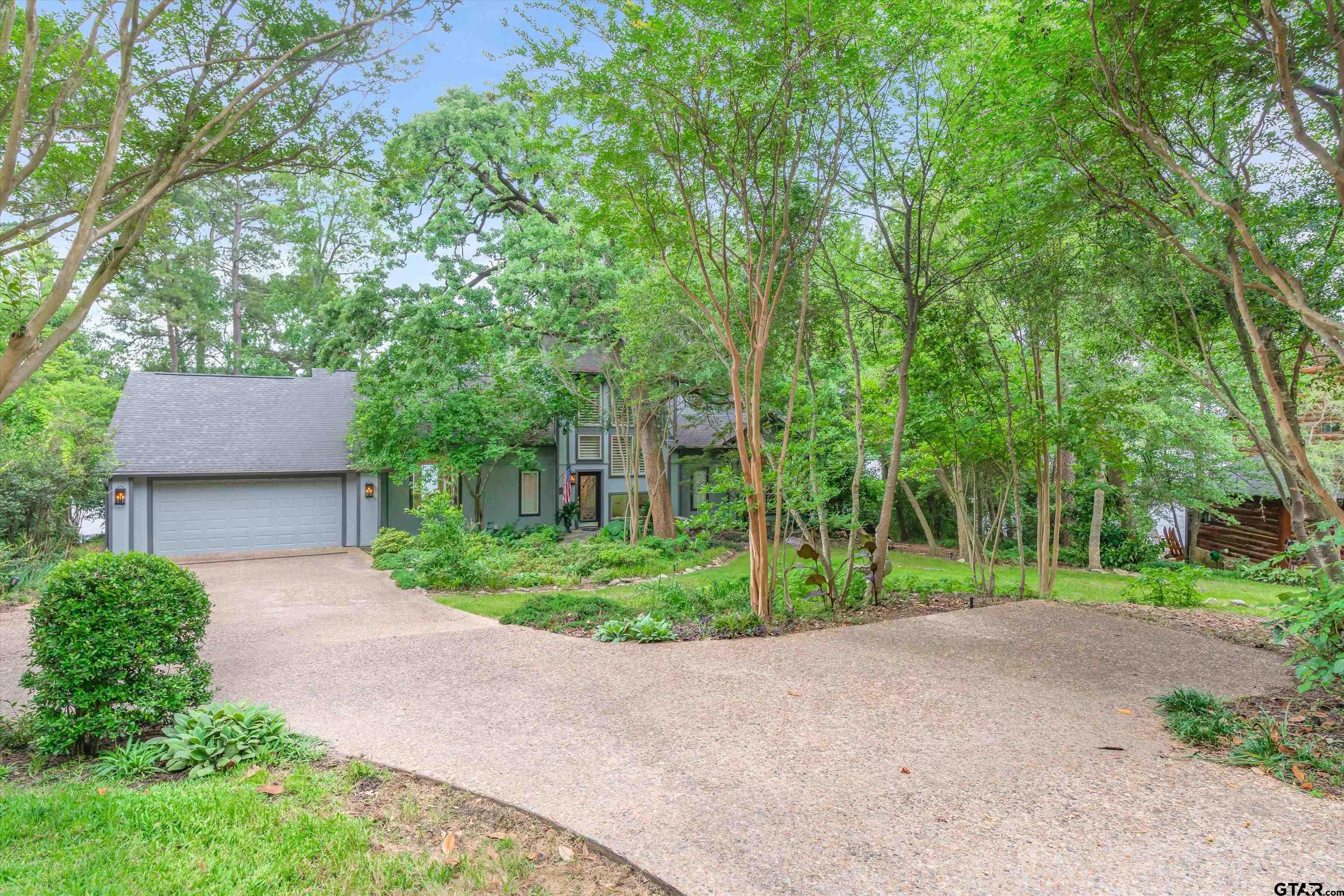 116 Pinewood Cove Property Photo 1