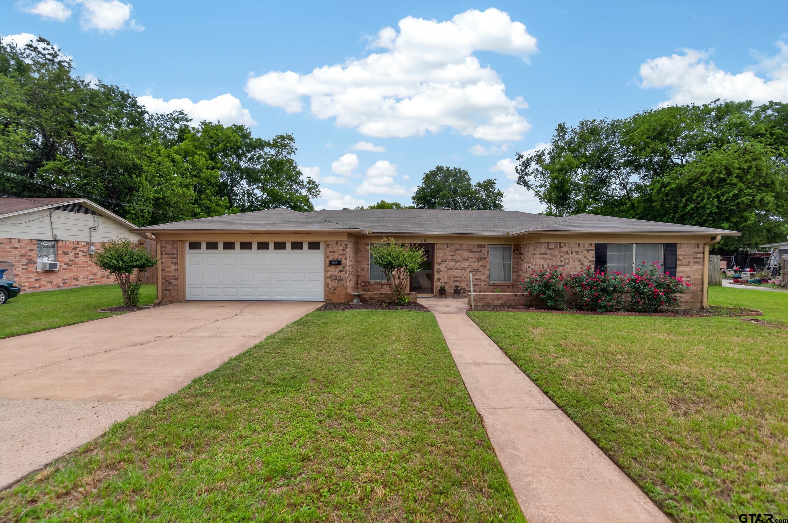 113 Tena Property Photo 1