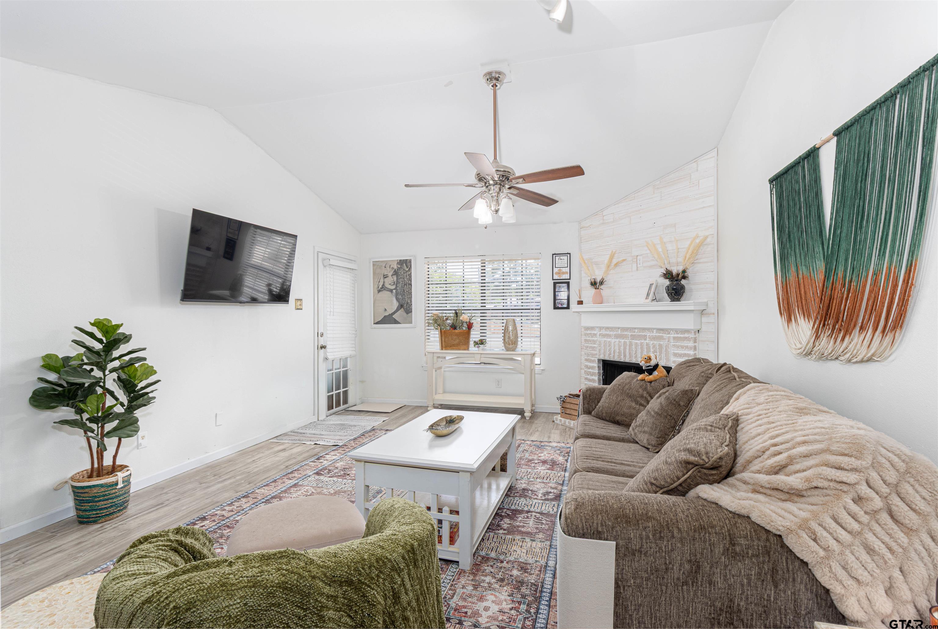 400 Southtown Dr #606