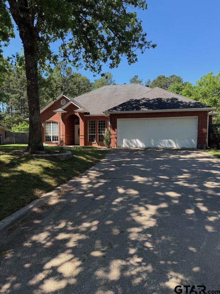 3204 Pebblebrook Cir Property Photo 1