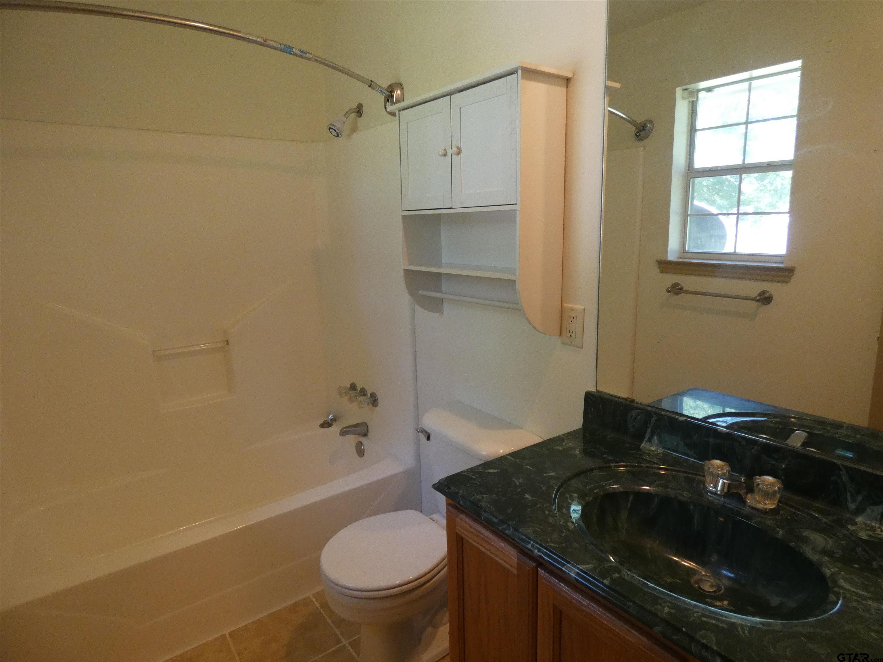 203 W Lide Street Property Photo 15