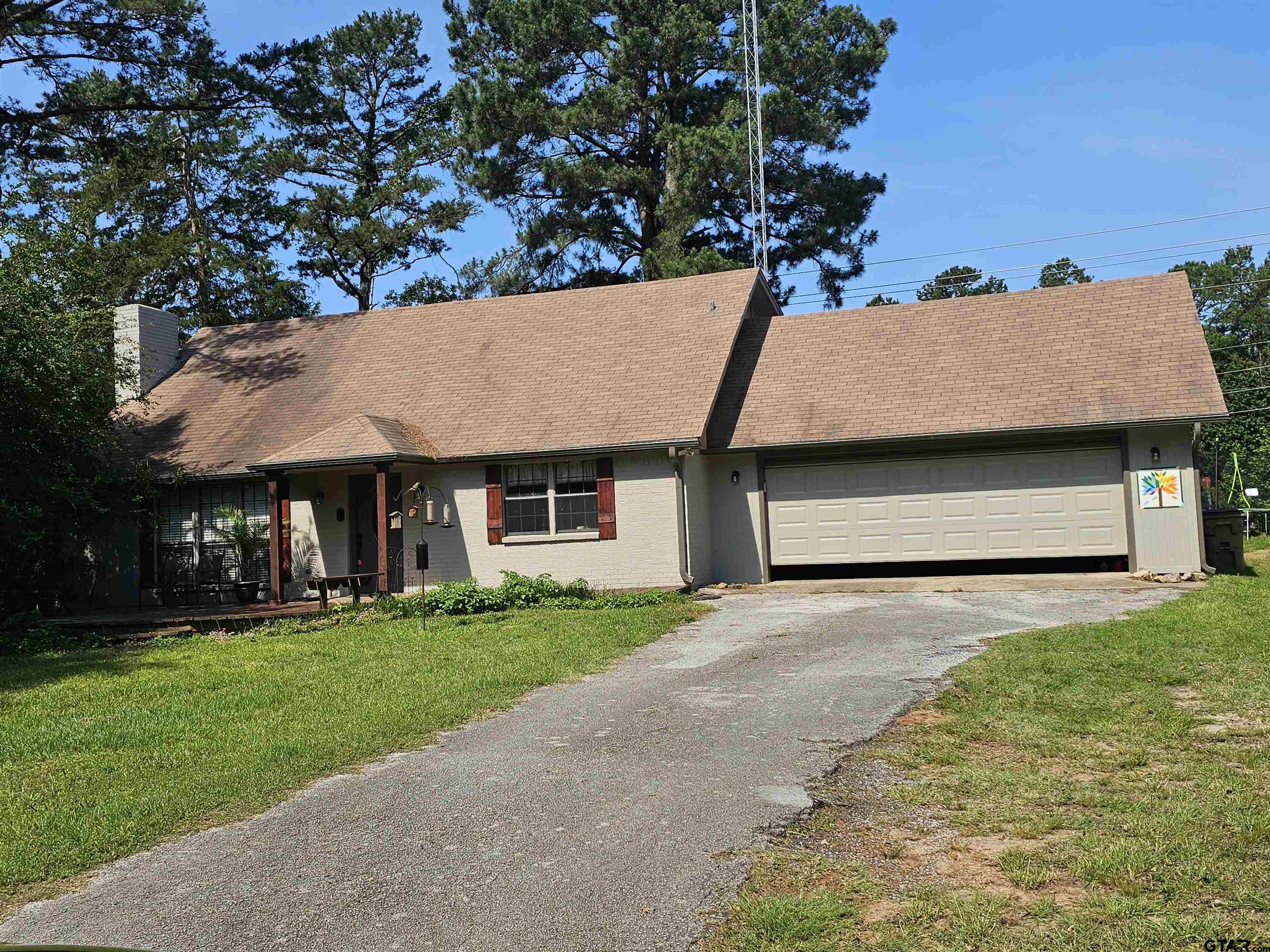 411 Green Meadow Trail Property Photo 1