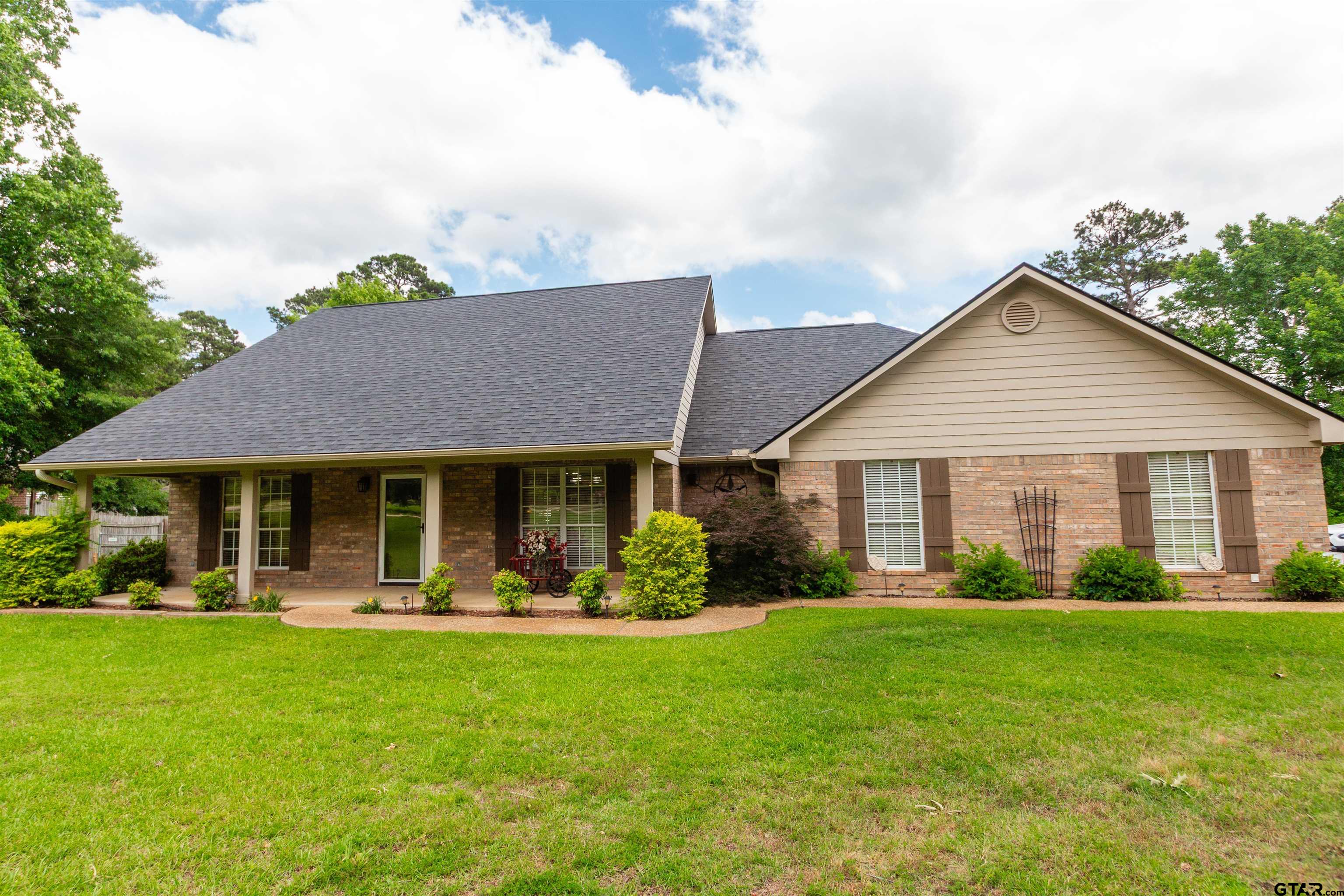 10775 Cr 214 Property Photo 1