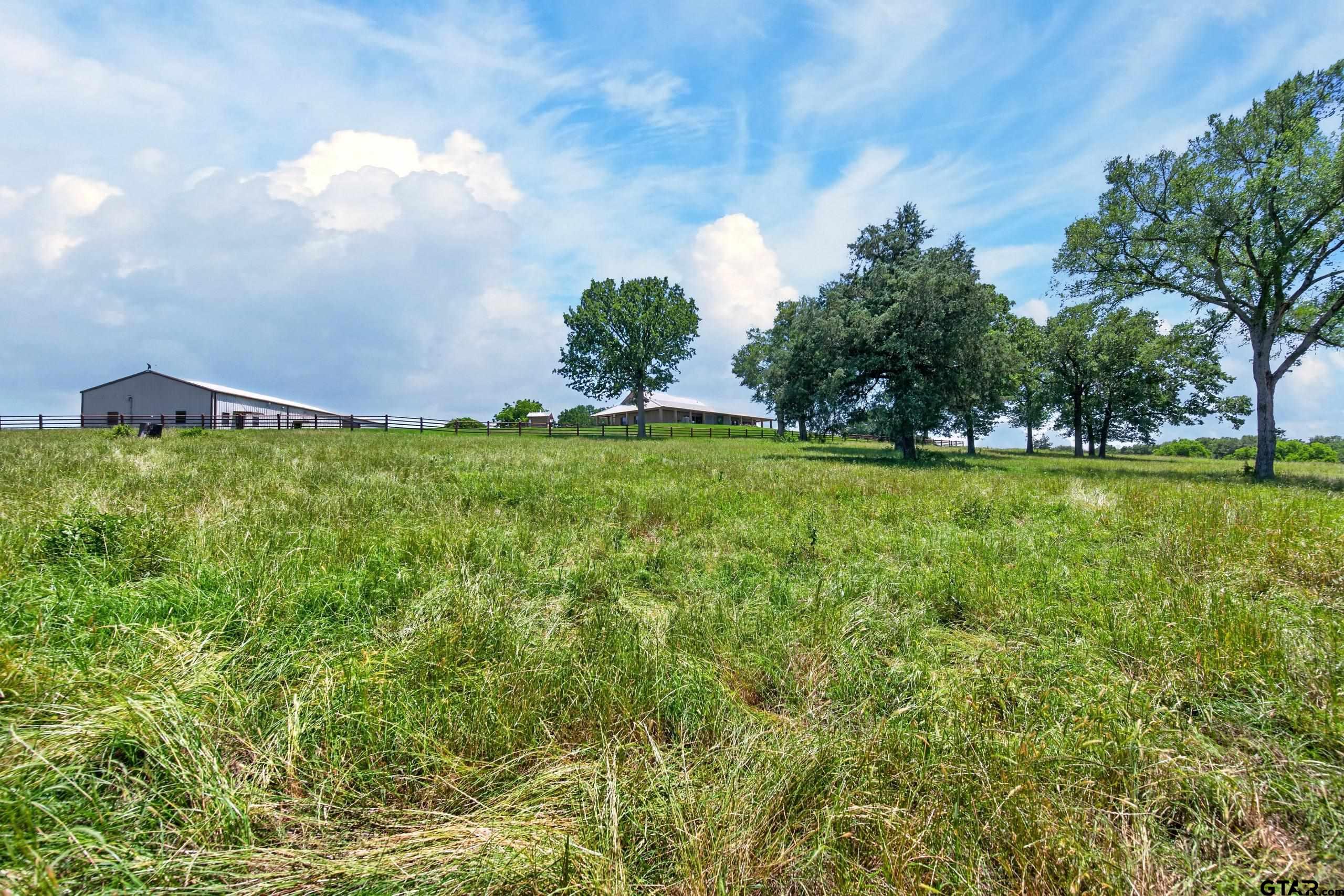 1053 Acr 499 Property Photo 12
