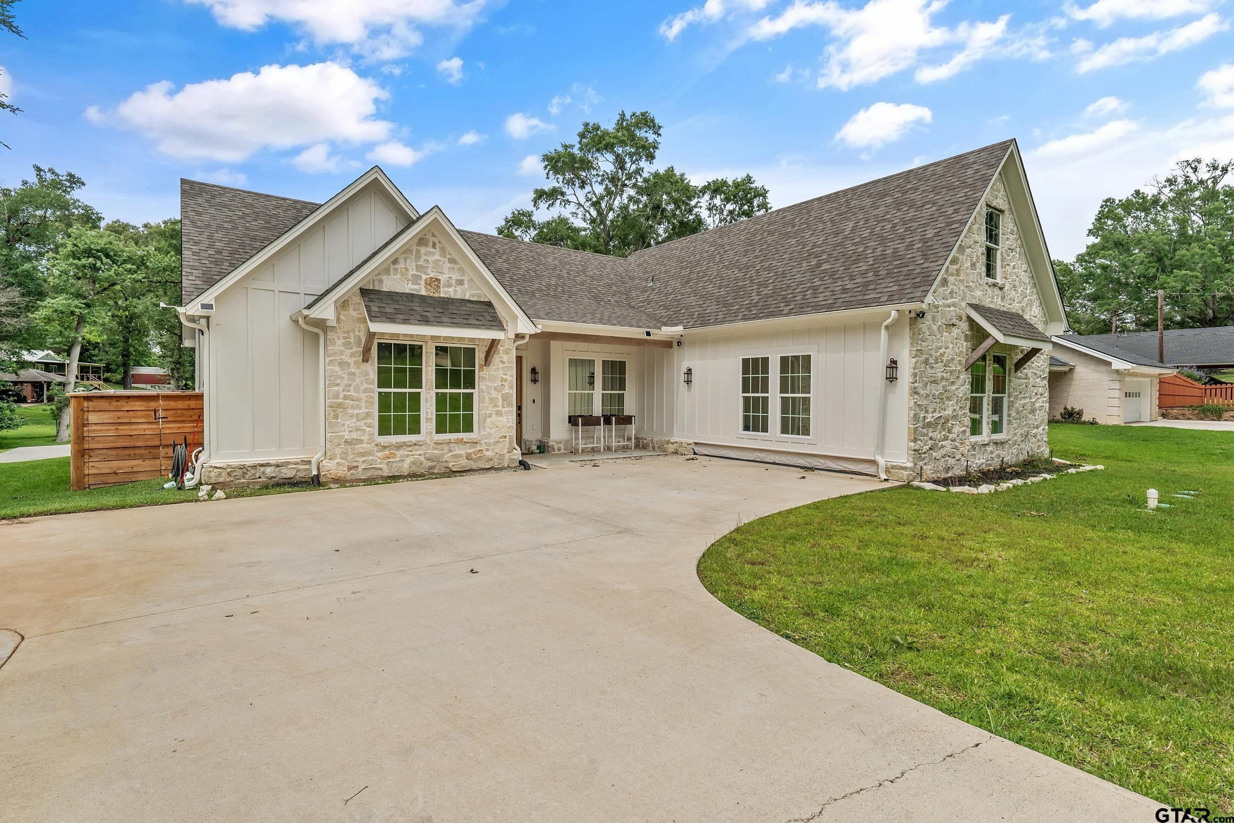 16837 Wilson Property Photo 1
