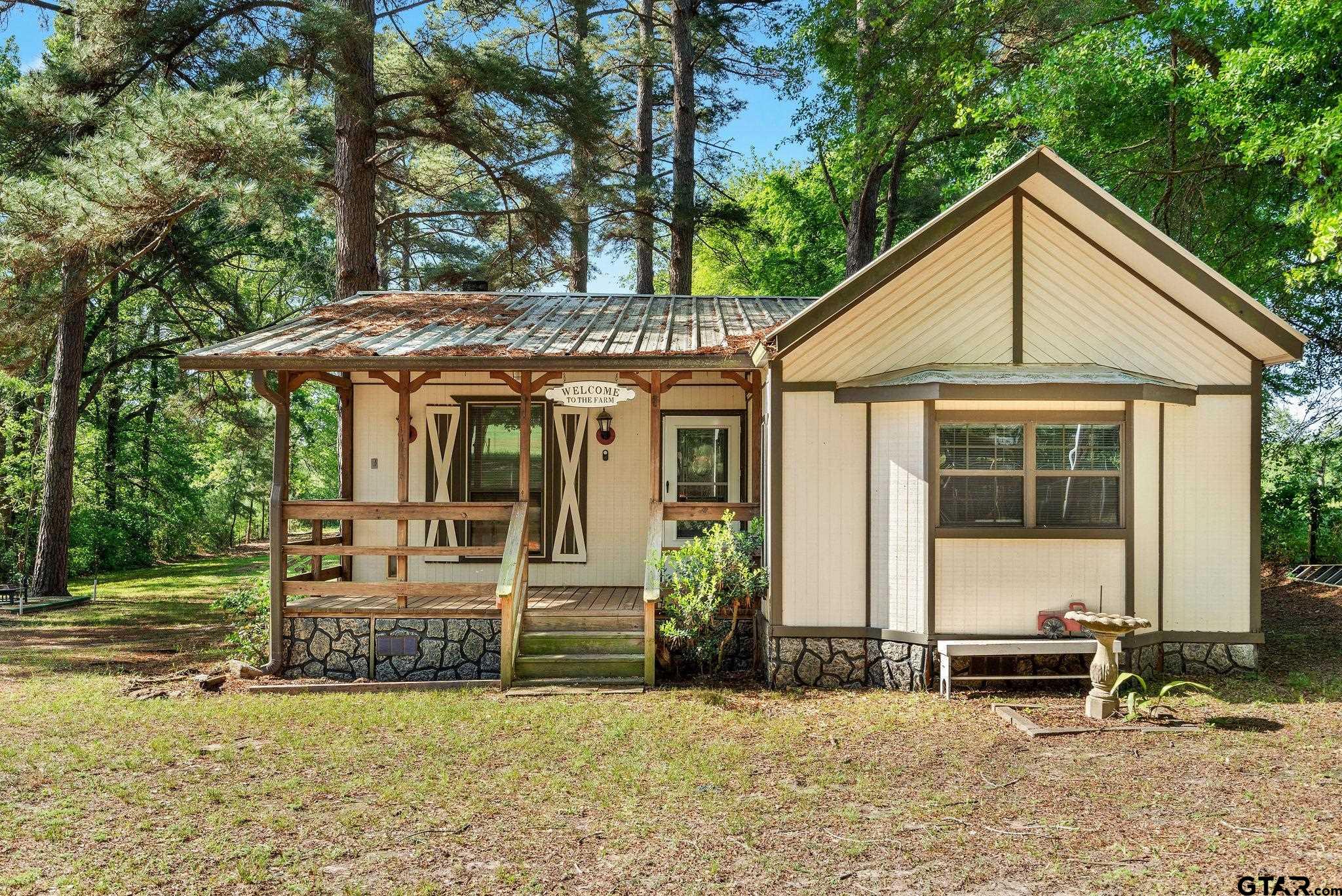 4550 Crabapple RD