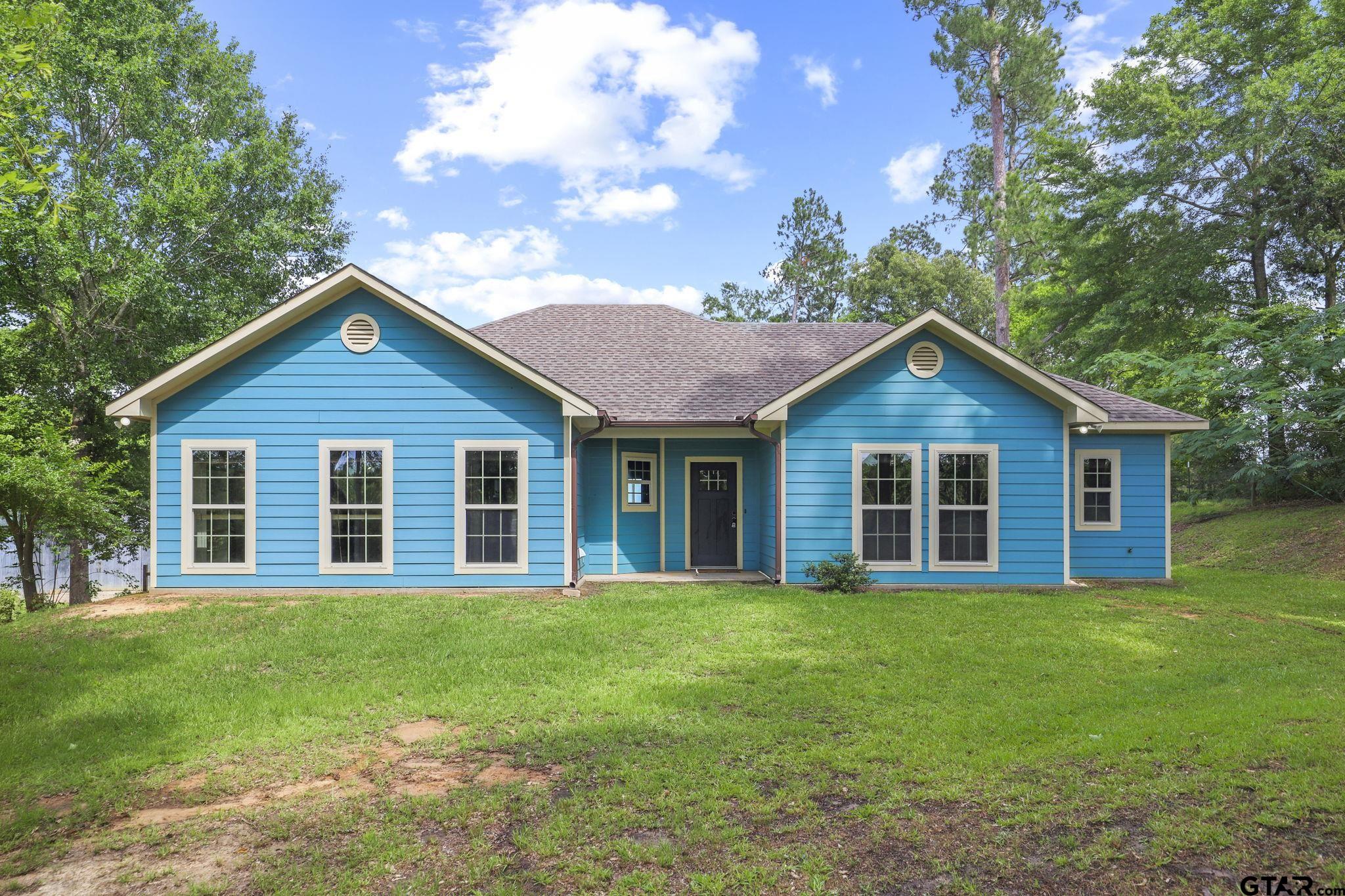 23151 County Road 2159 Property Photo 1