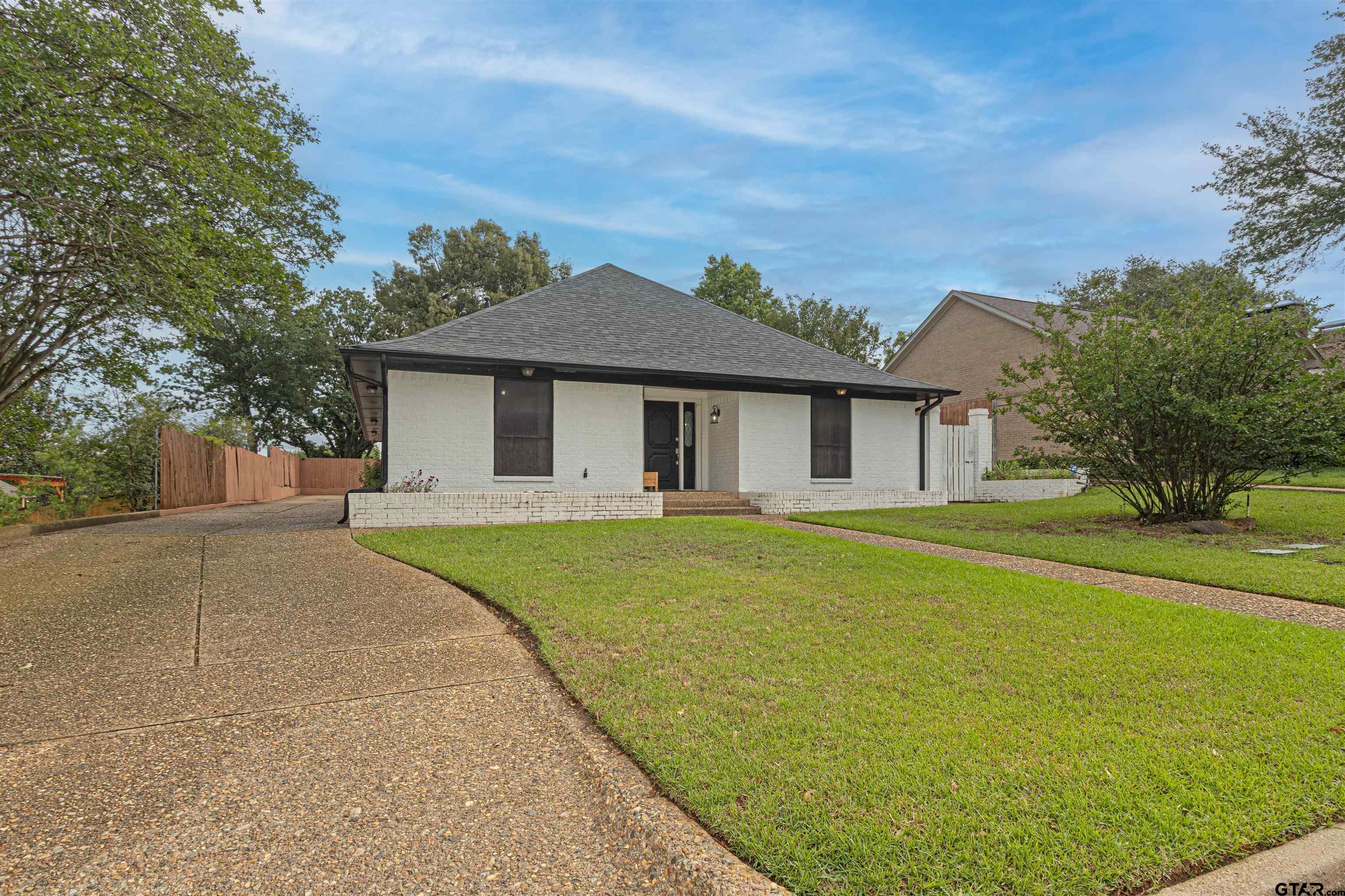 641 Timberwilde Dr.