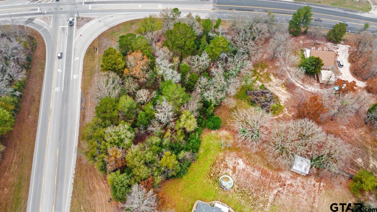 1.15 Acres Loop 564
