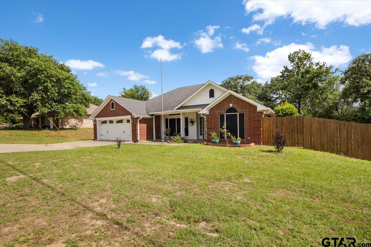 809 Jack Drive Property Photo 2
