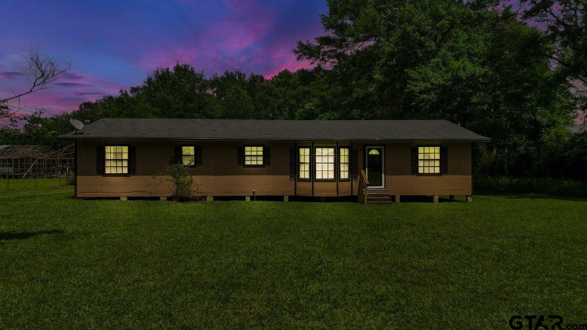 2997 County Road 4260 Property Photo 1
