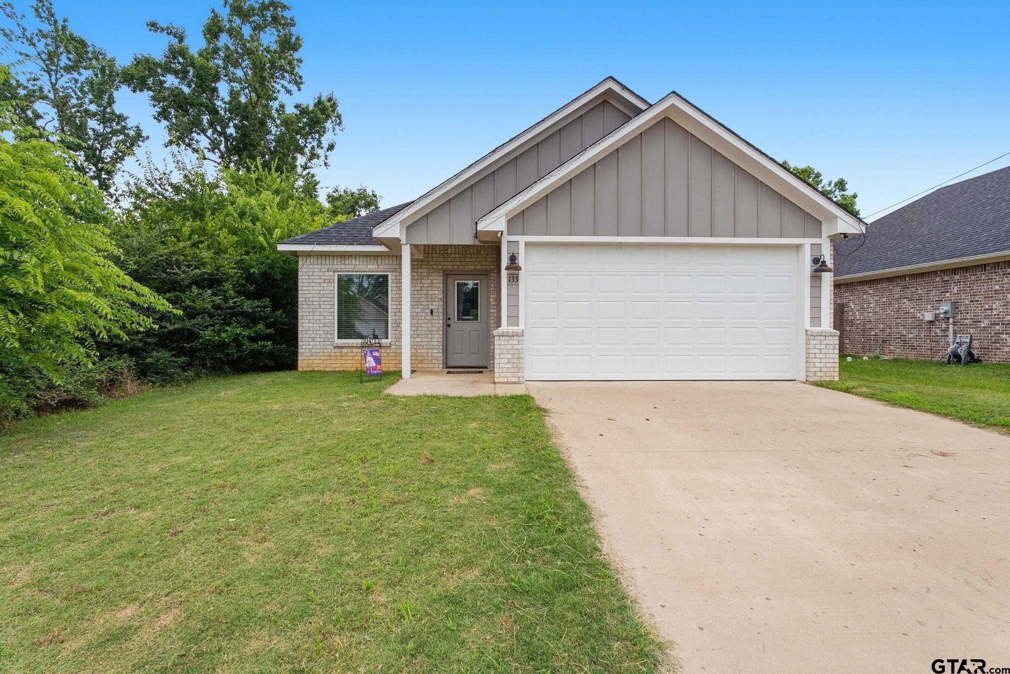 133 Briar Bend Property Photo 1
