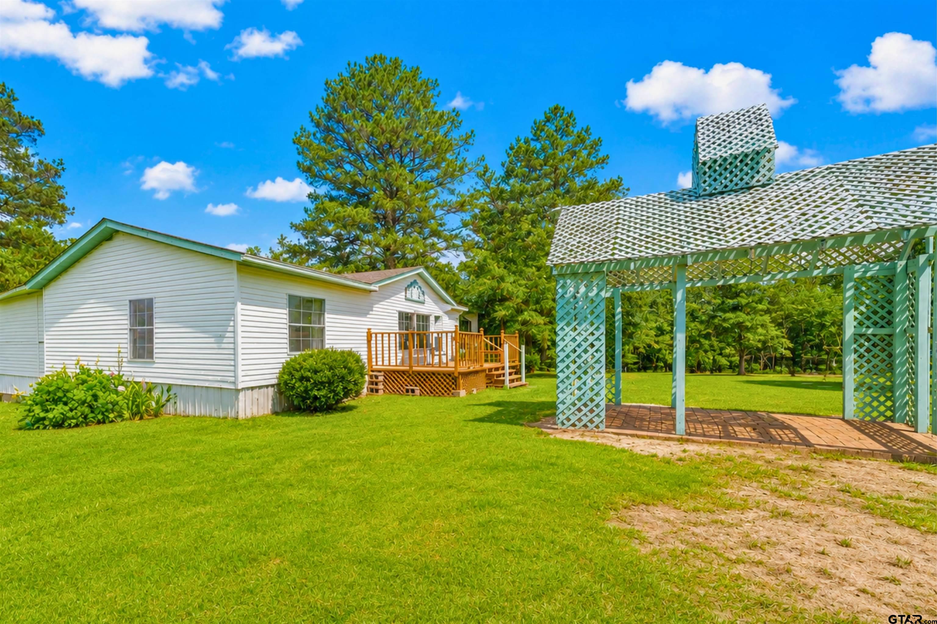 2068 Cr 4580 Property Photo 1