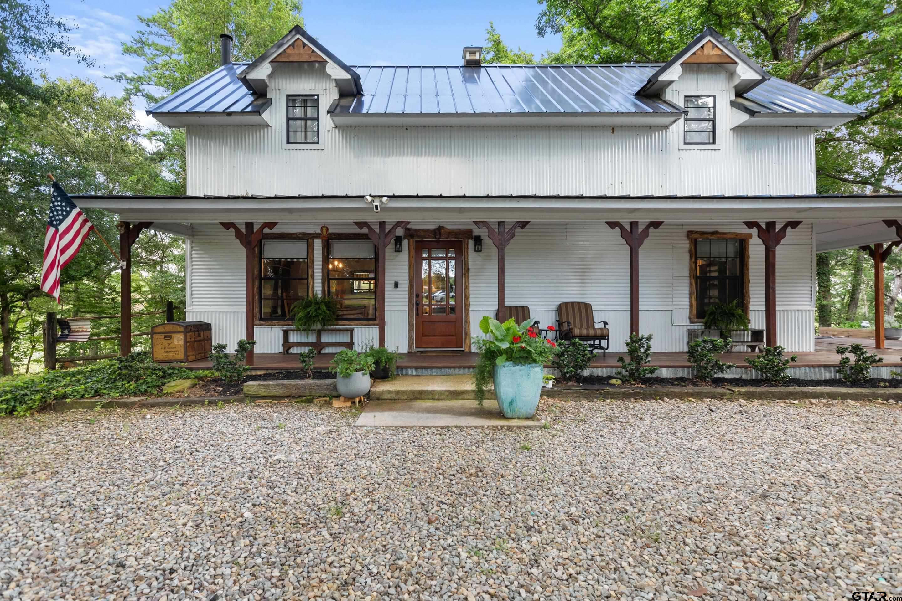 1075 Acr 323 Property Photo 1