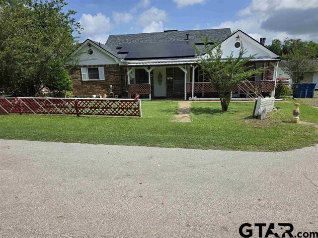 200 Rogers Property Photo 1