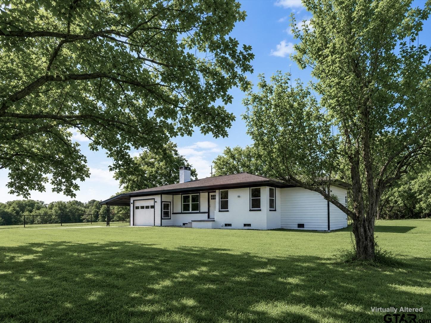 9086 Fm 49 Property Photo 1