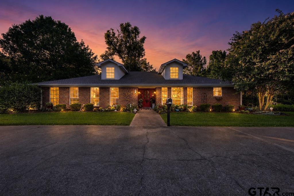 612 W Coke Rd